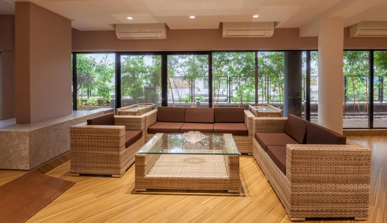 Villa 41 By Stayvista - A Chic Retreat With A Pool, Poker Table, And A Theater Room Lonavla Exterior foto